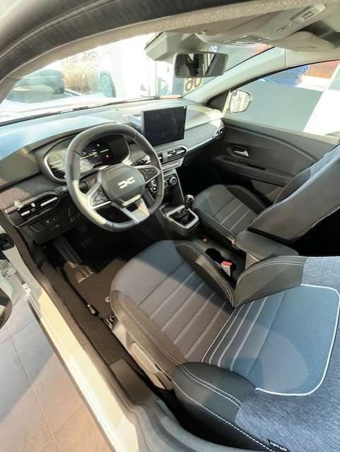 Fahrzeugbild eines Dacia Jogger