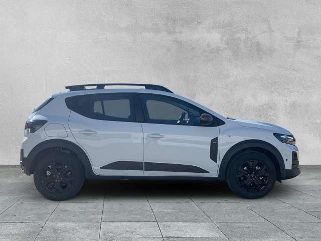 Fahrzeugbild eines Dacia Sandero