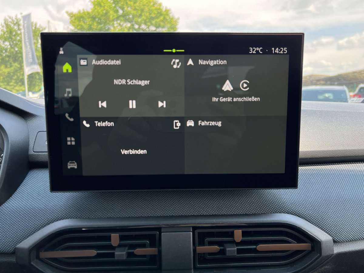 Fahrzeugbild eines Dacia Sandero