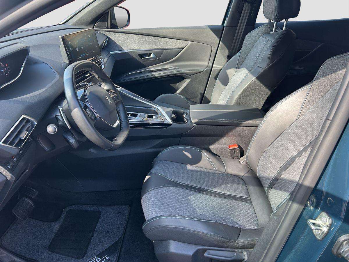 Fahrzeugbild eines Peugeot 3008