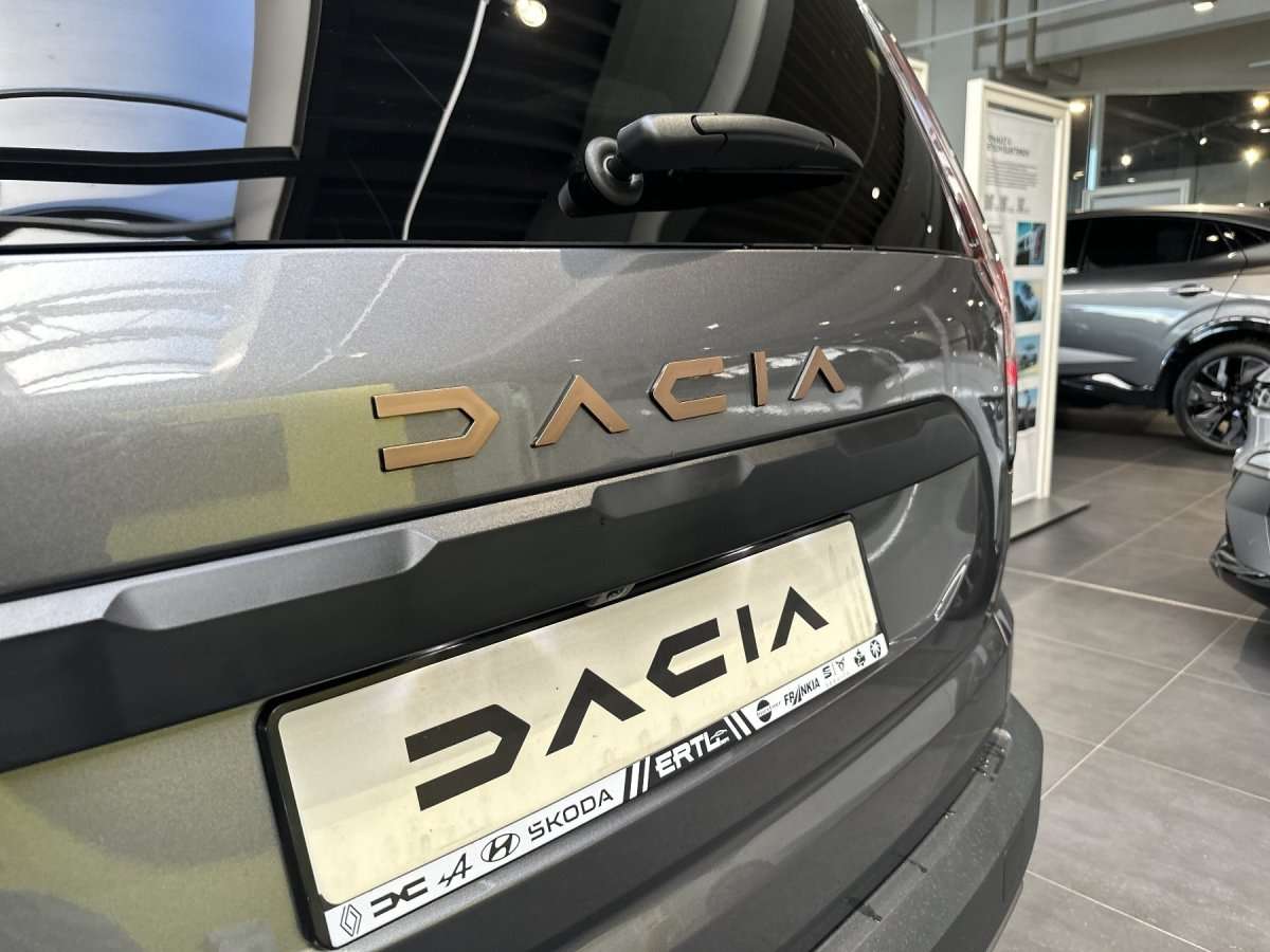 Fahrzeugbild eines Dacia Jogger