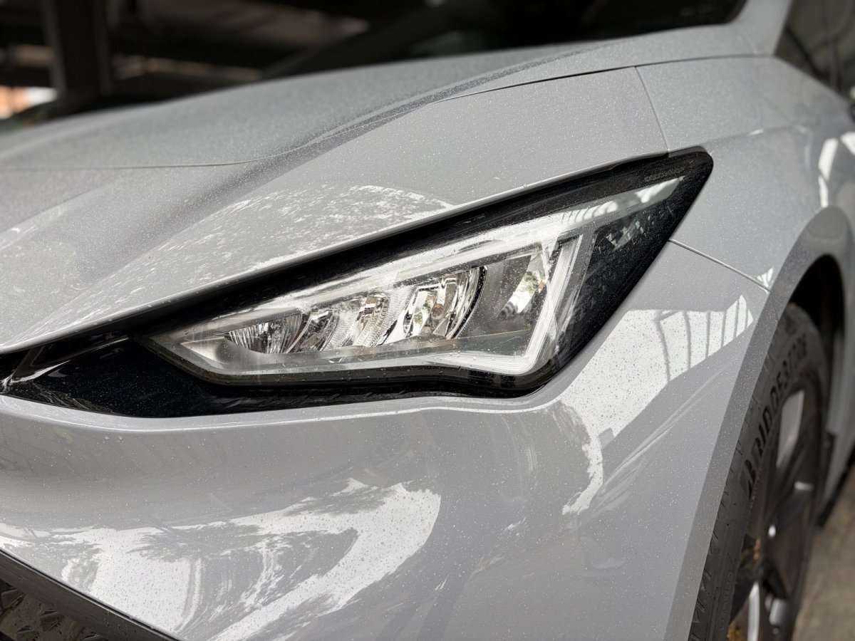 Fahrzeugbild eines CUPRA Born