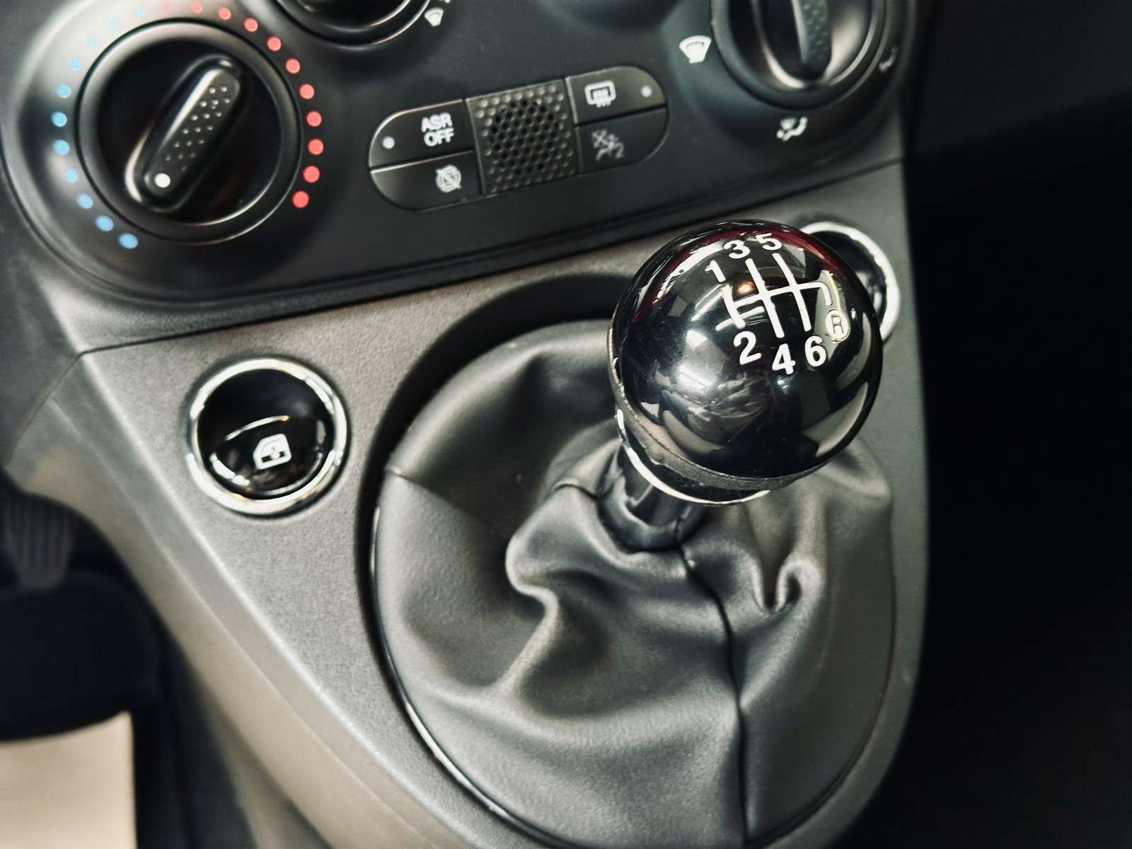 Fahrzeugbild eines Fiat 500