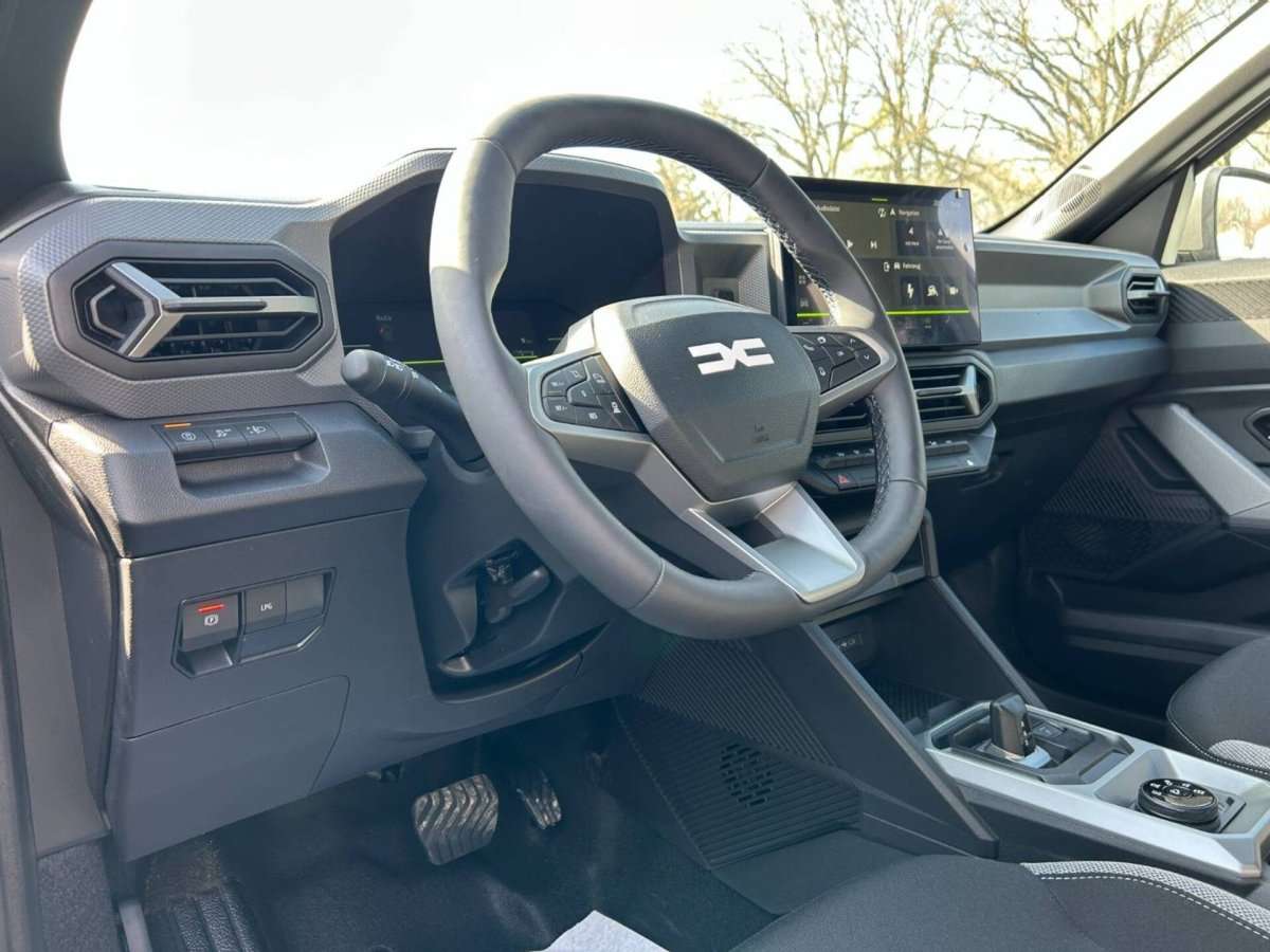 Fahrzeugbild eines Dacia Duster
