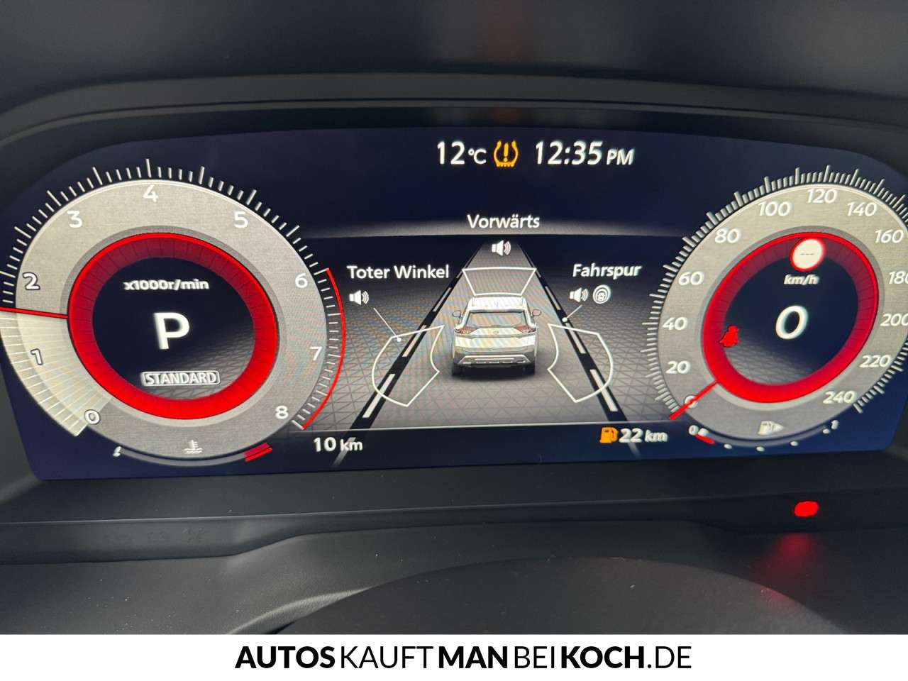 Fahrzeugbild eines Nissan X-TRAIL