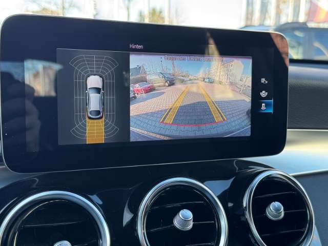 Fahrzeugbild eines Mercedes-Benz GLC