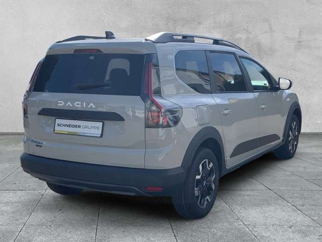 Fahrzeugbild eines Dacia Jogger
