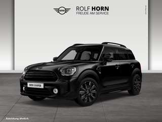 Schräge Frontansicht auf einen MINI Countryman , freigestellt