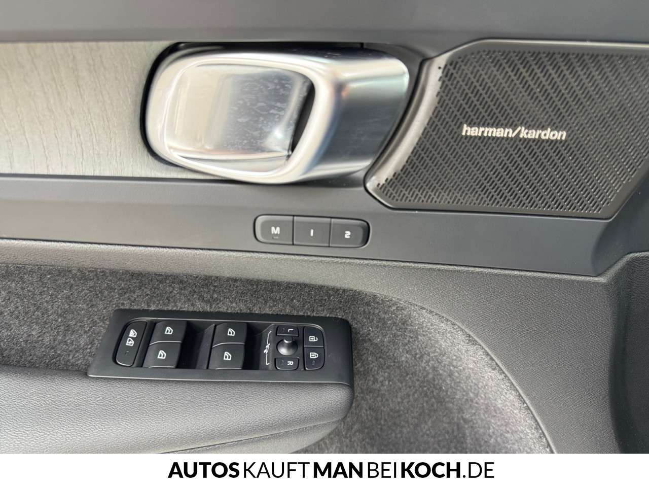 Fahrzeugbild eines Volvo XC40