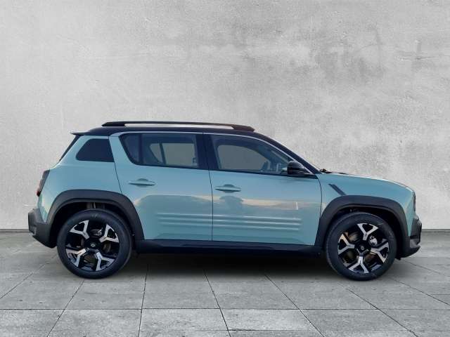 Fahrzeugbild eines Renault 4 E-TECH