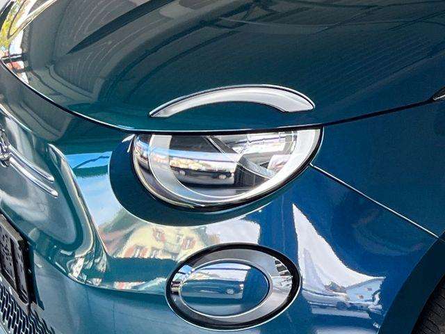 Fahrzeugbild eines Fiat 500