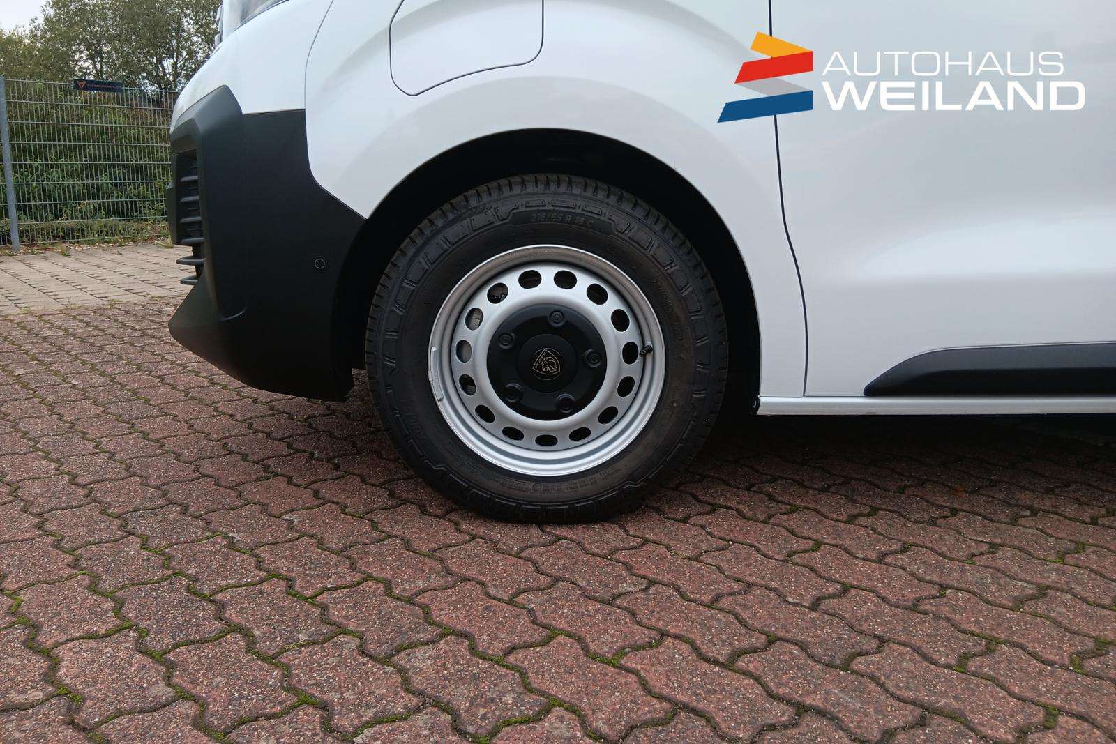 Fahrzeugbild eines Peugeot Expert