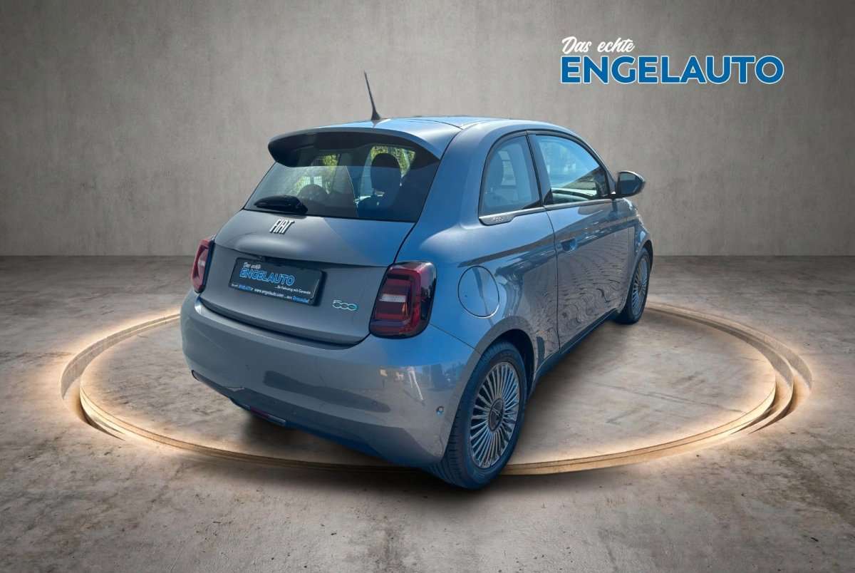 Fahrzeugbild eines Fiat 500