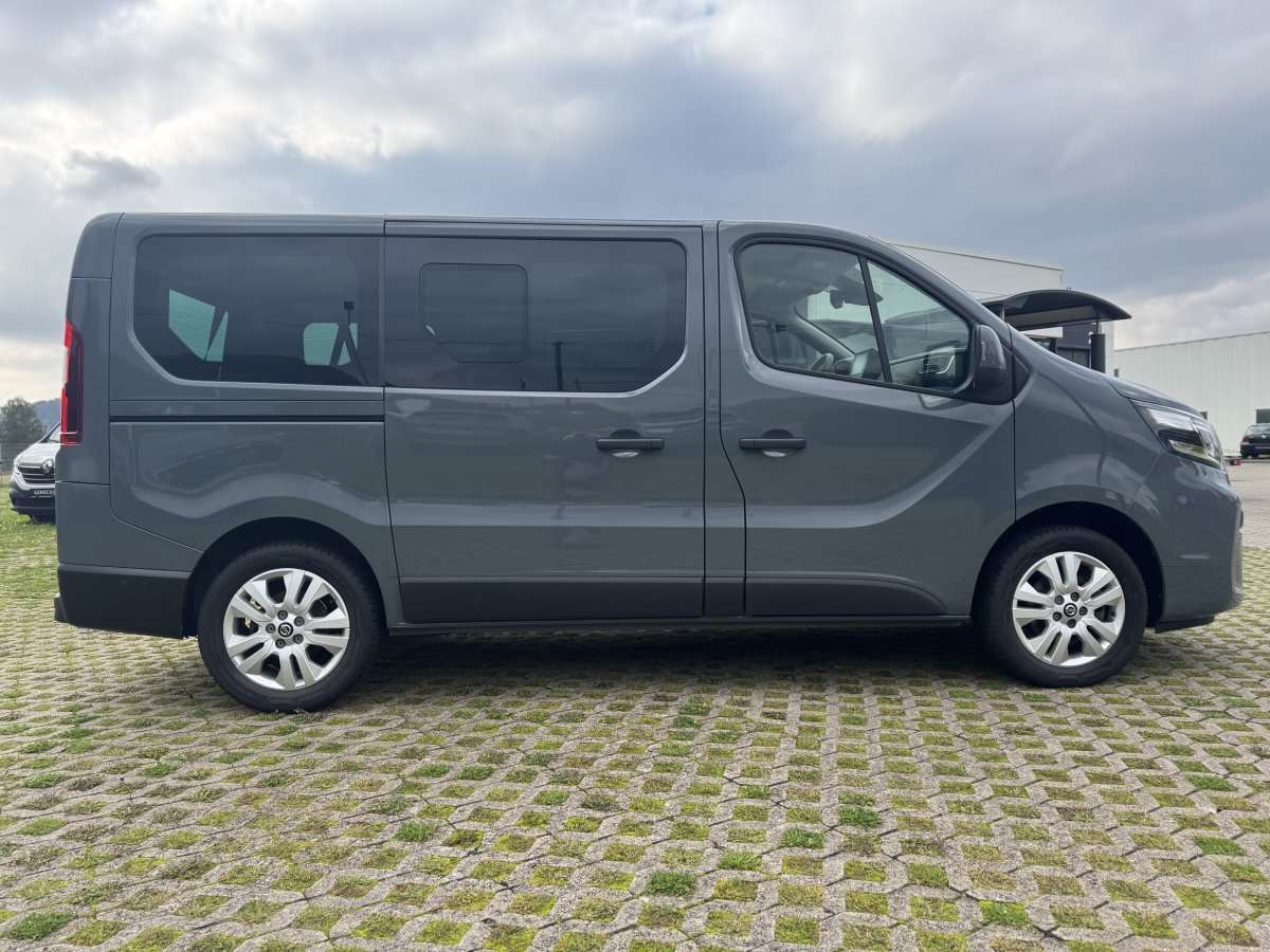 Fahrzeugbild eines Nissan Primastar