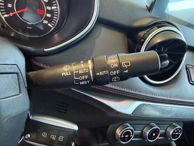 Fahrzeugbild eines DFSK Fengon 500