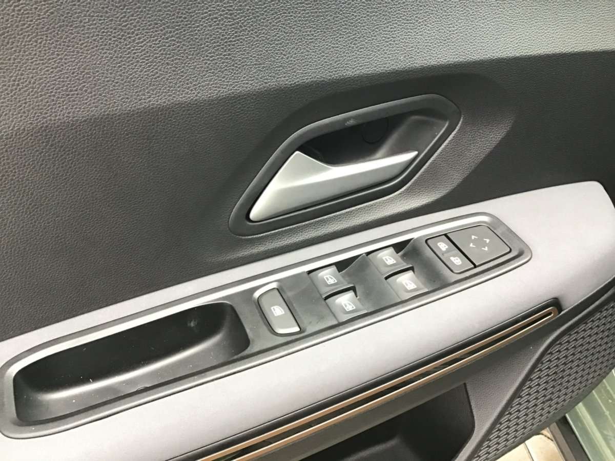 Fahrzeugbild eines Dacia Sandero