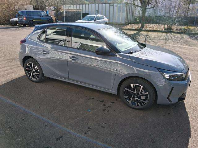 Fahrzeugbild eines Opel Corsa