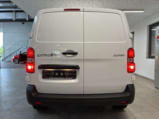 Fahrzeugbild eines Citroën Jumpy