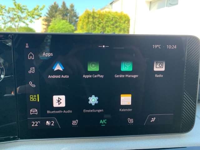 Fahrzeugbild eines Renault 5 E-TECH
