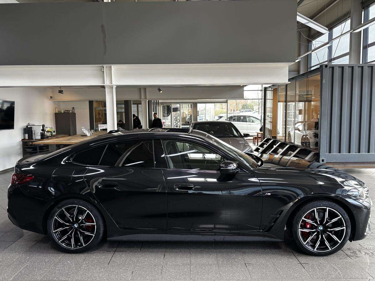 Fahrzeugbild eines BMW i4