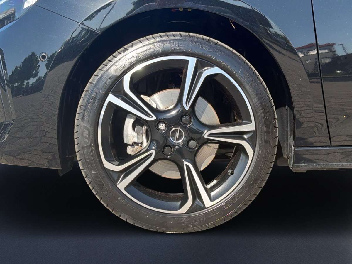 Fahrzeugbild eines Opel Corsa