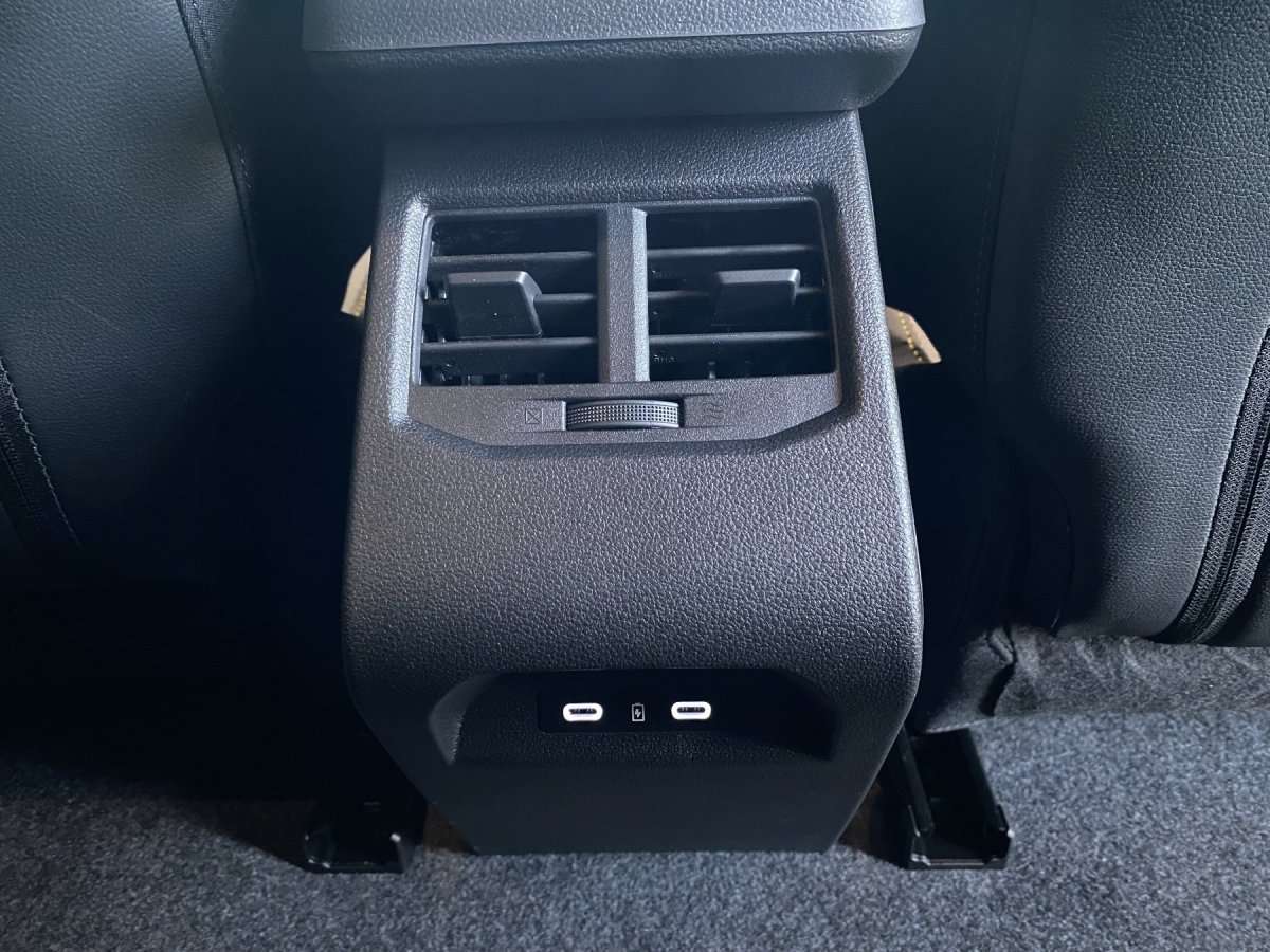 Fahrzeugbild eines Renault Megane E-TECH