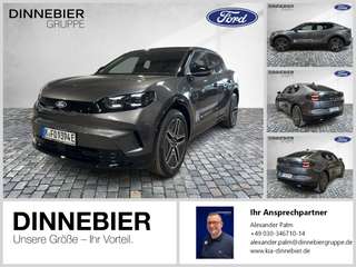 Schräge Frontansicht auf einen Ford Capri , freigestellt