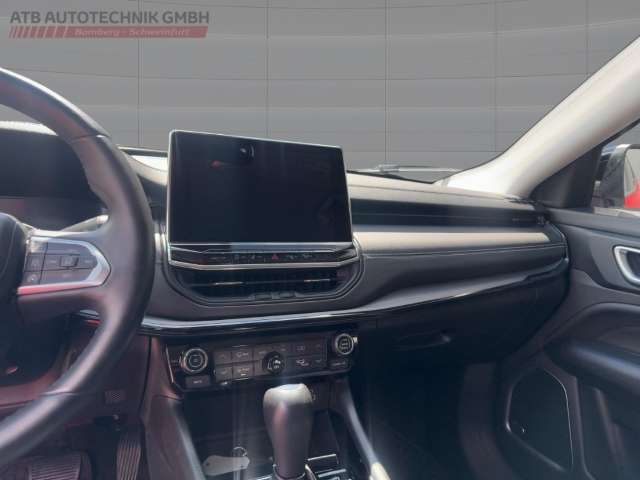 Fahrzeugbild eines Jeep Compass
