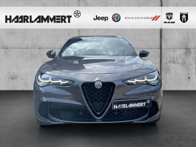 Fahrzeugbild eines Alfa Romeo Stelvio