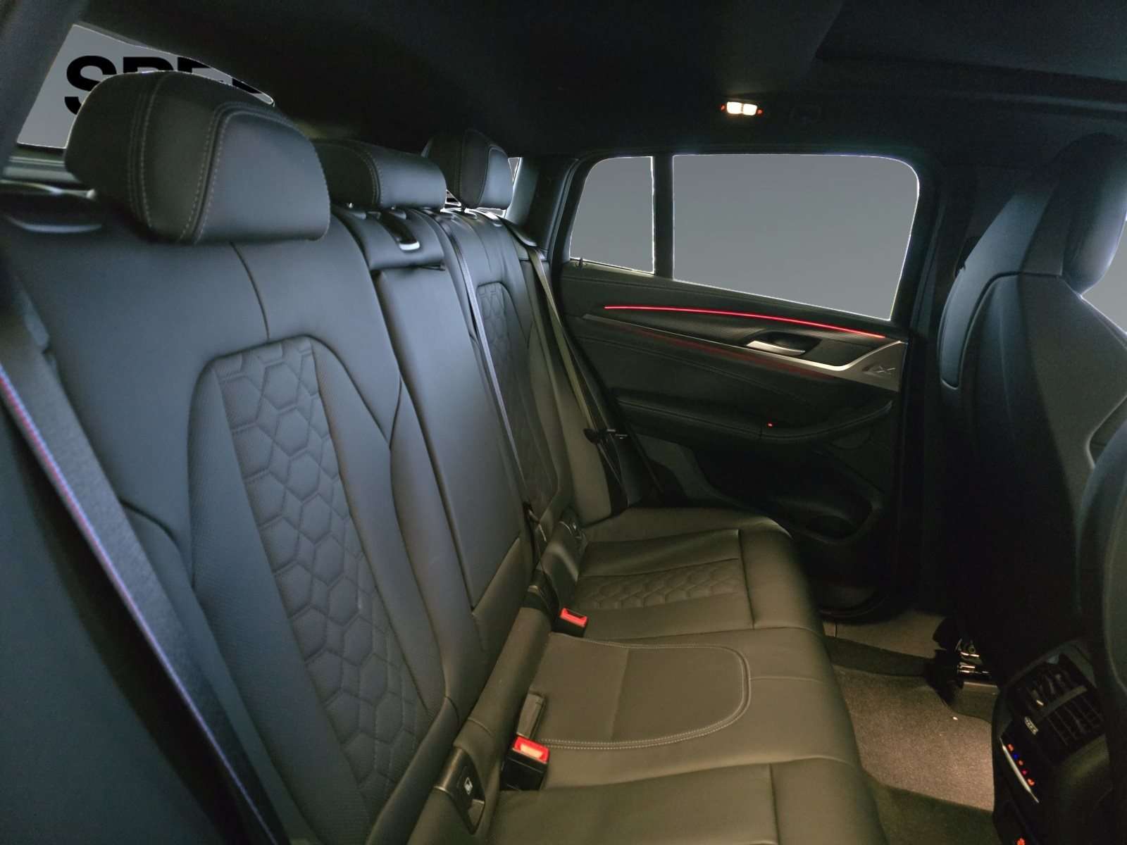 Fahrzeugbild eines BMW X4