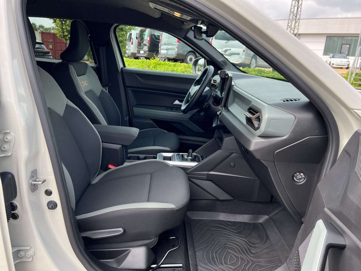Fahrzeugbild eines Dacia Duster