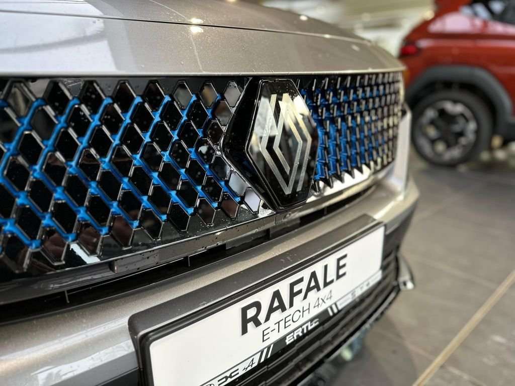 Fahrzeugbild eines Renault Rafale