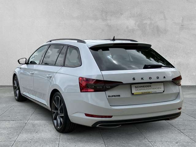 Fahrzeugbild eines Skoda Superb