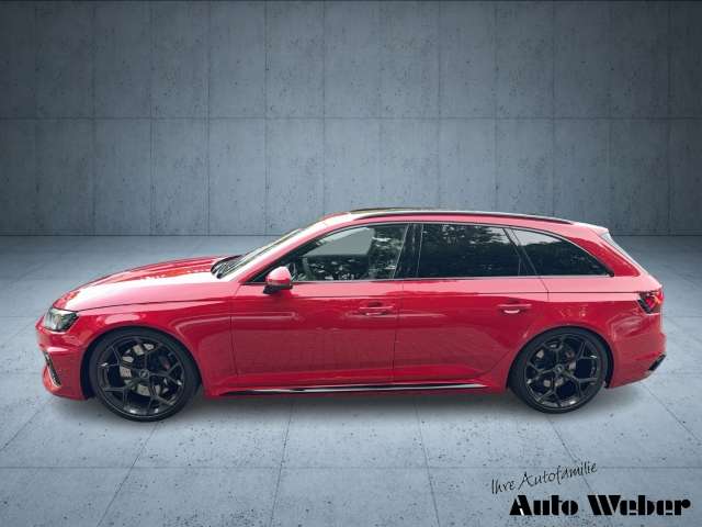 Fahrzeugbild eines Audi RS4