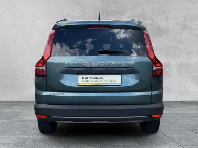 Fahrzeugbild eines Dacia Jogger