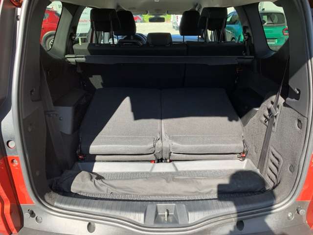 Fahrzeugbild eines Dacia Jogger