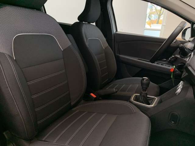 Fahrzeugbild eines Dacia Jogger