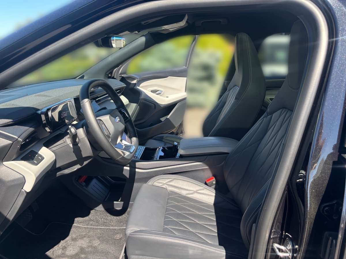 Fahrzeugbild eines Ford Explorer