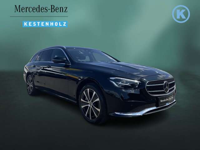 Fahrzeugbild eines Mercedes-Benz E-Klasse