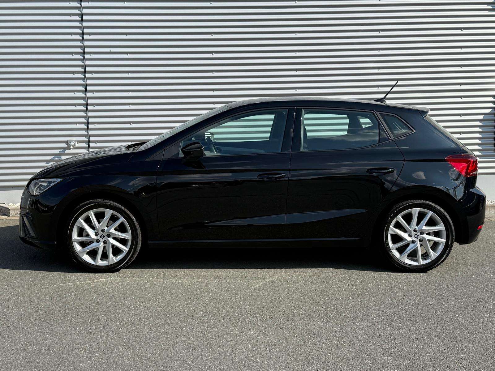 Fahrzeugbild eines SEAT Ibiza