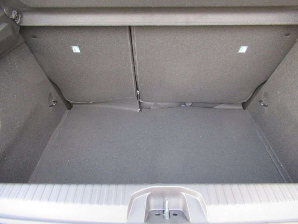 Fahrzeugbild eines Renault Clio