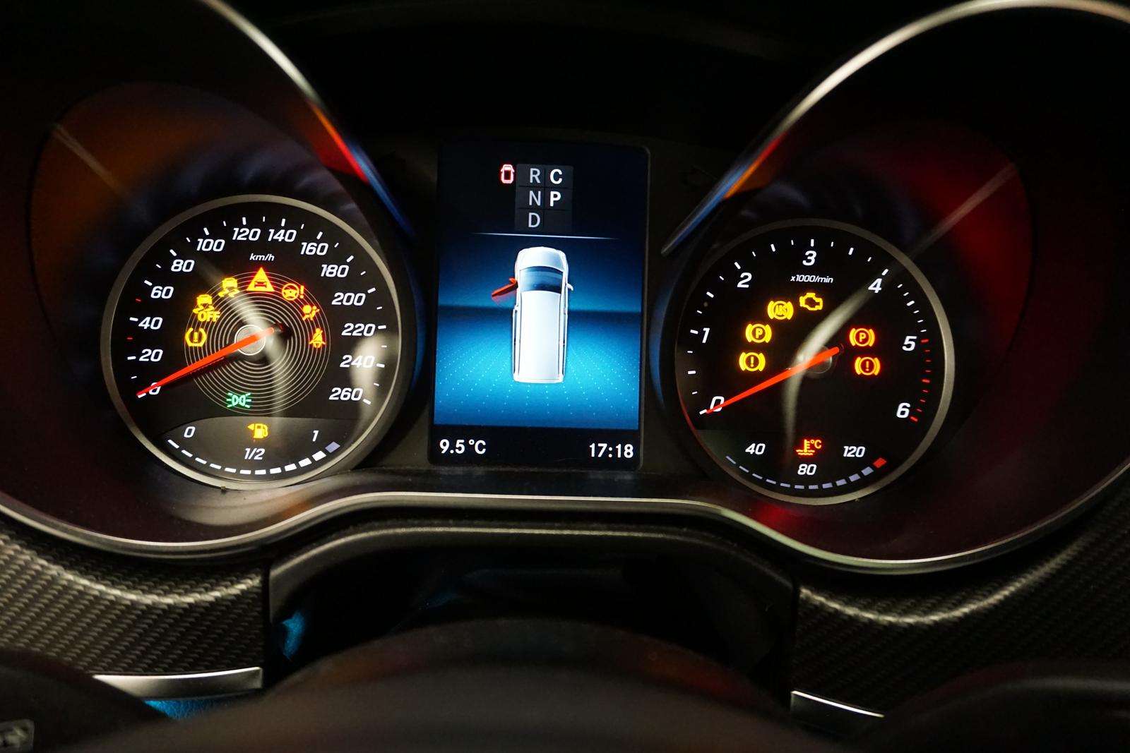 Fahrzeugbild eines Mercedes-Benz V-Klasse