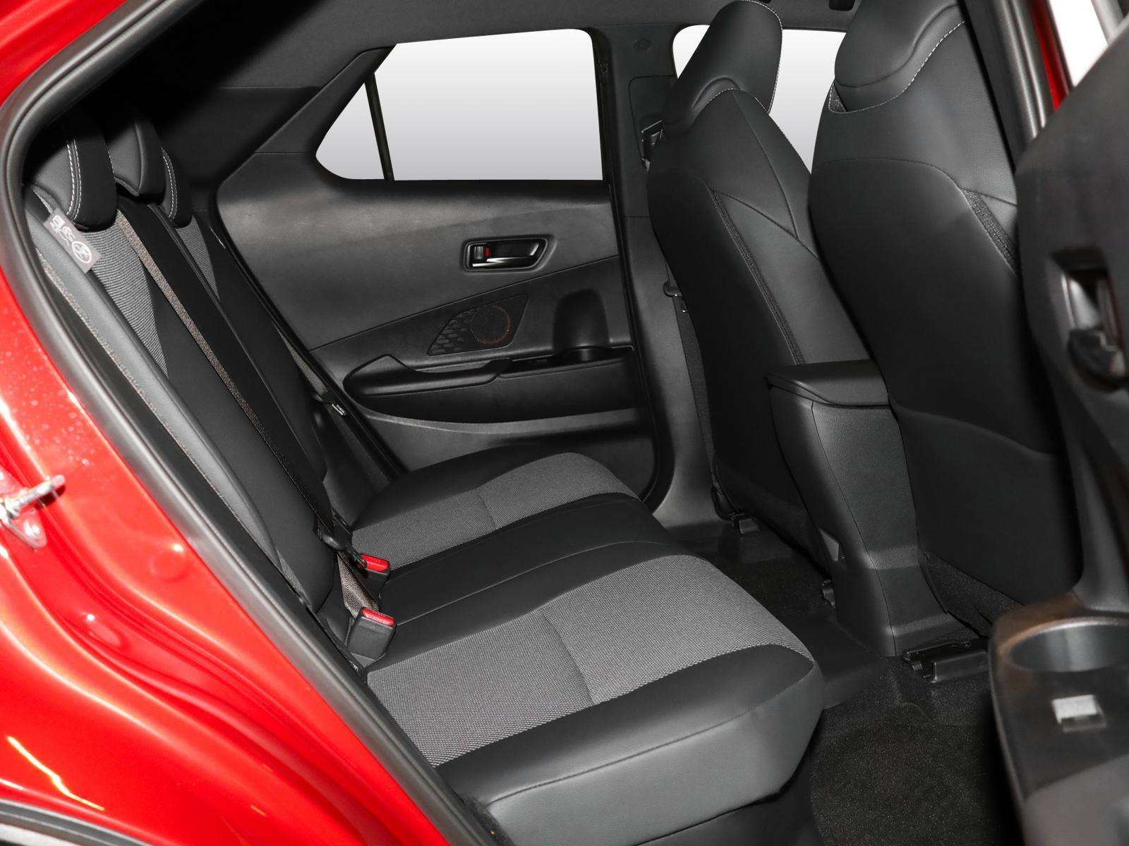 Fahrzeugbild eines Toyota C-HR