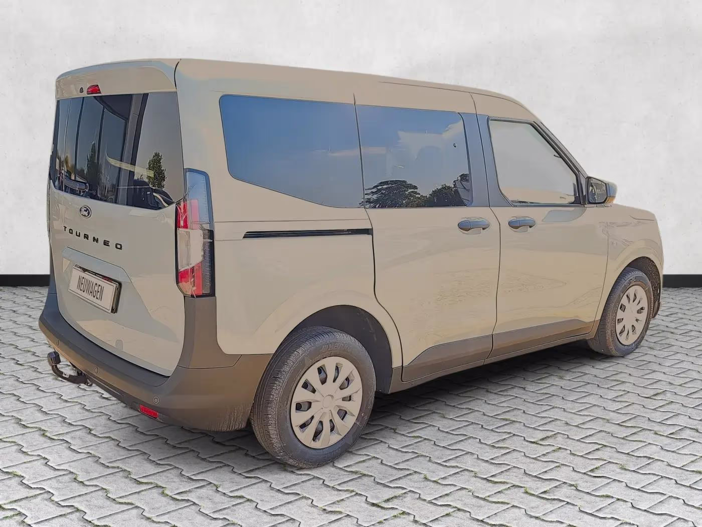 Fahrzeugbild eines Ford Tourneo Courier