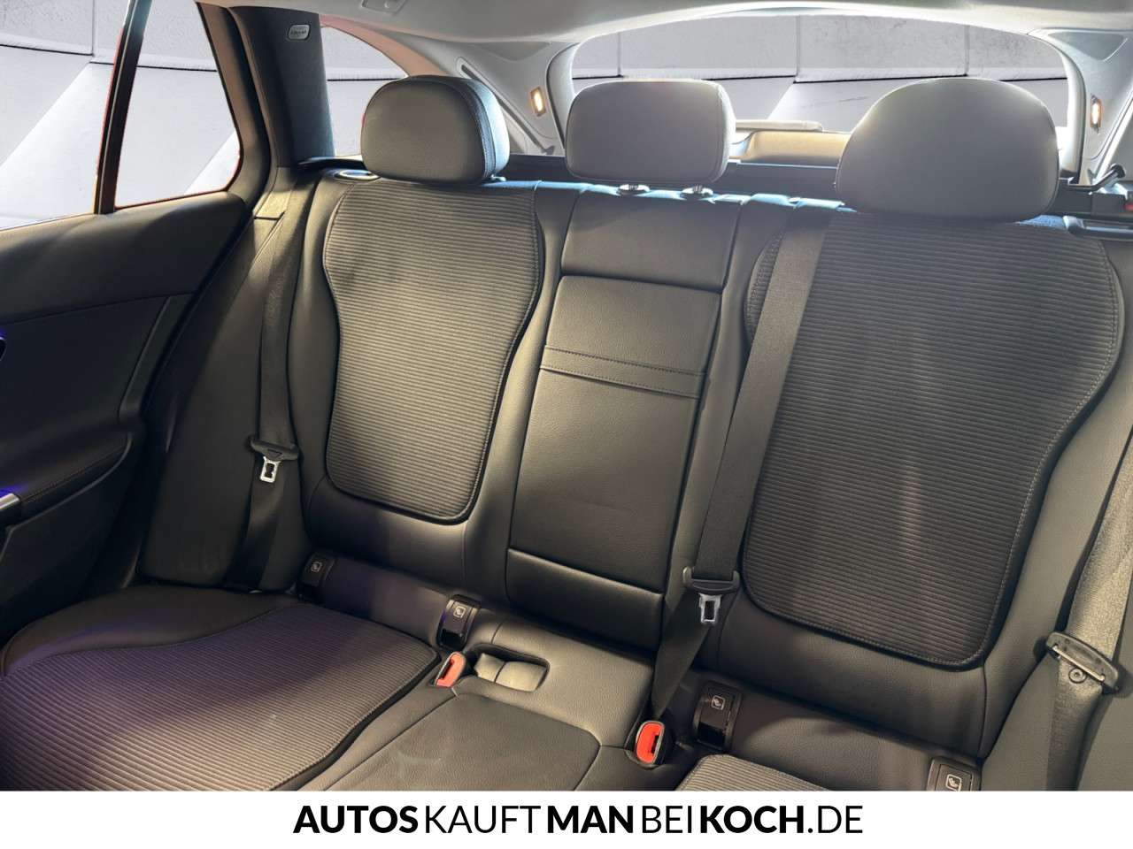 Fahrzeugbild eines Mercedes-Benz C-Klasse