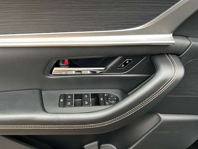 Fahrzeugbild eines Mazda CX-60