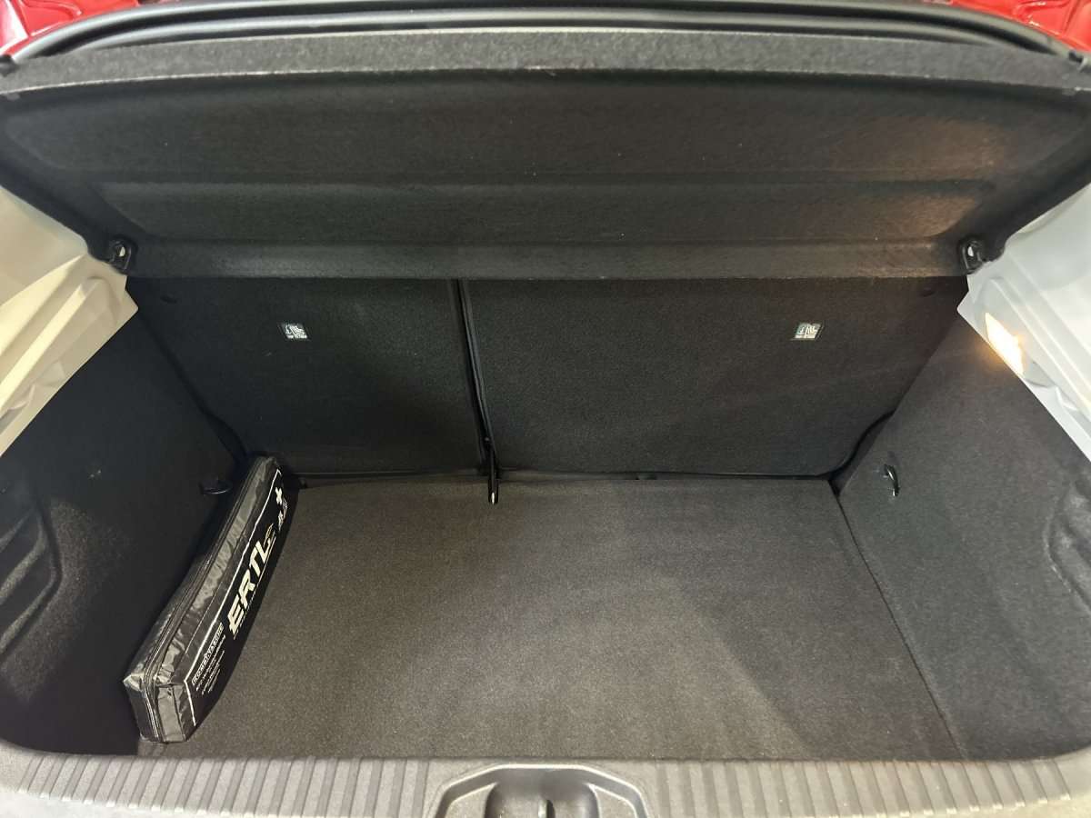 Fahrzeugbild eines Renault Clio