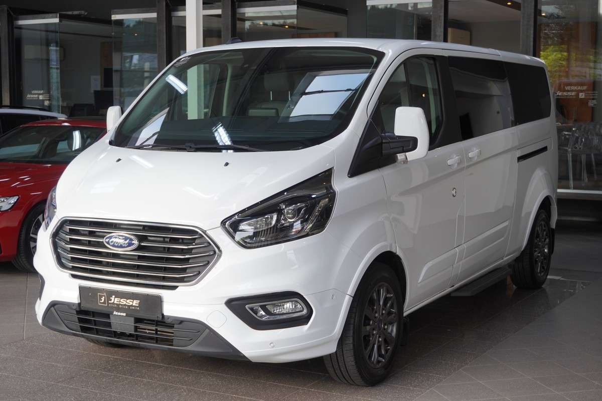 Fahrzeugbild eines Ford Tourneo Custom