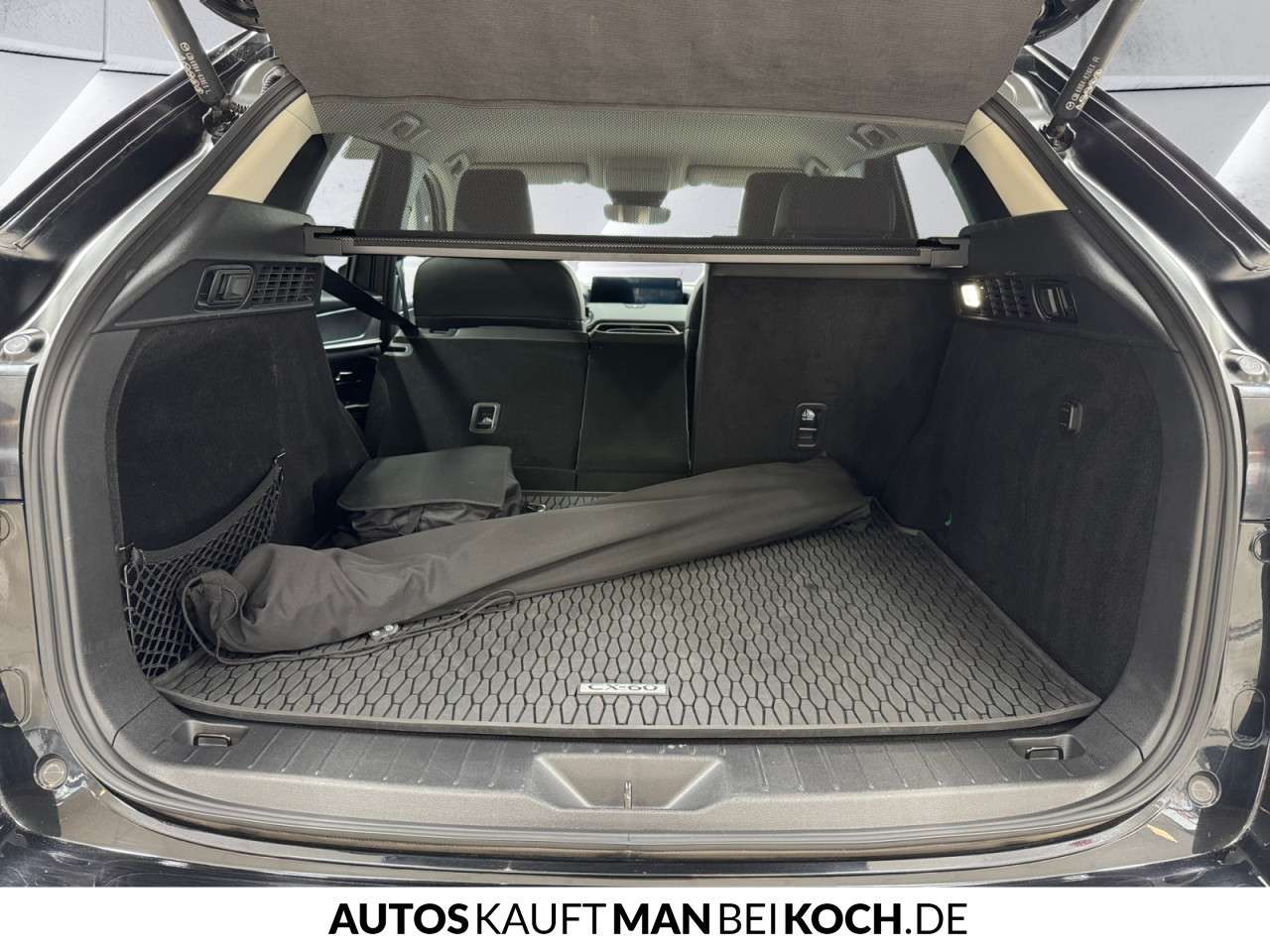 Fahrzeugbild eines Mazda CX-60
