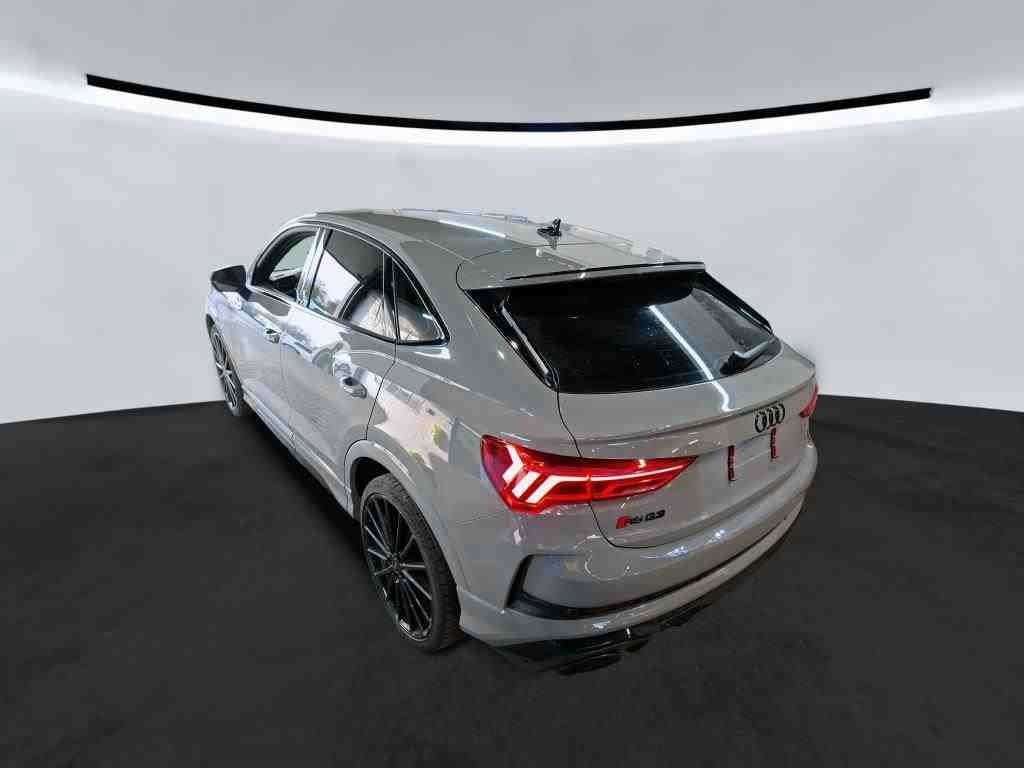 Fahrzeugbild eines Audi RS Q3